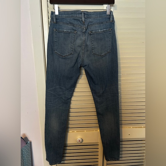 blue jeans in good condition. - Picture 2 of 3
